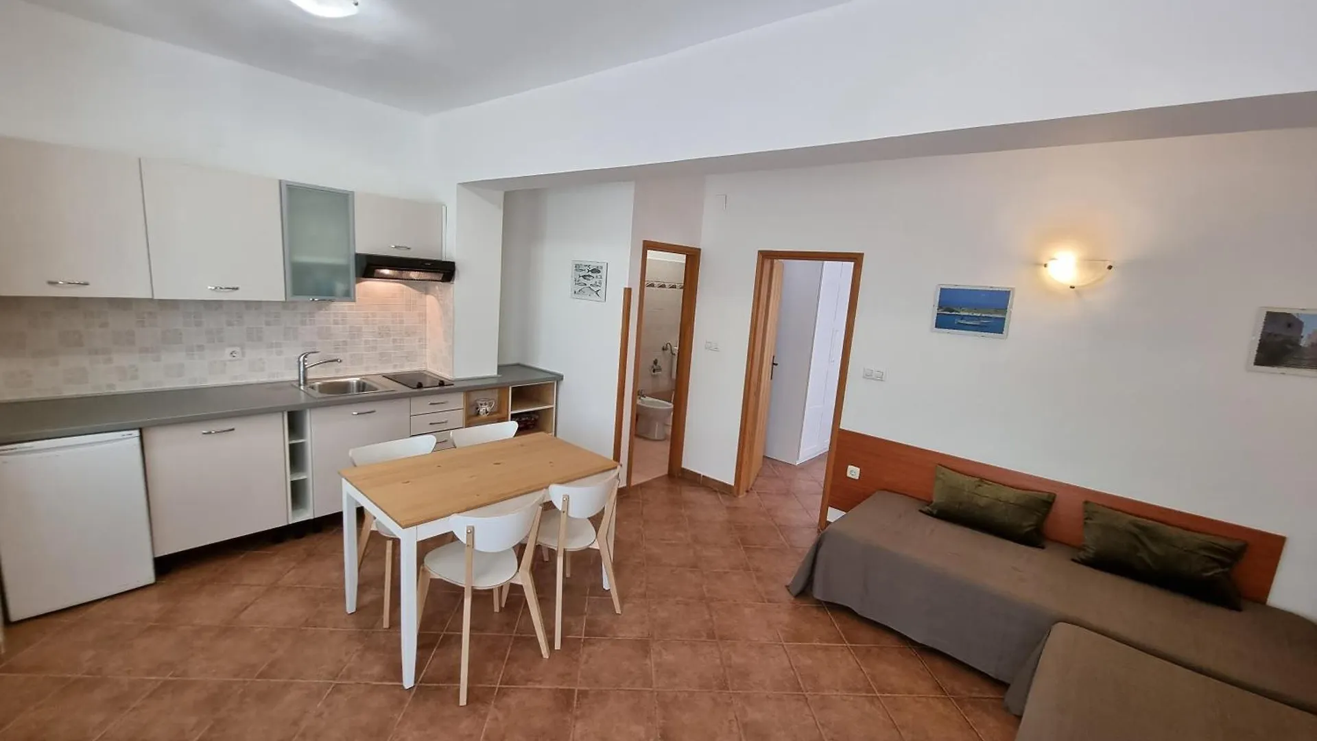 Apartments Laura Mali Lošinj